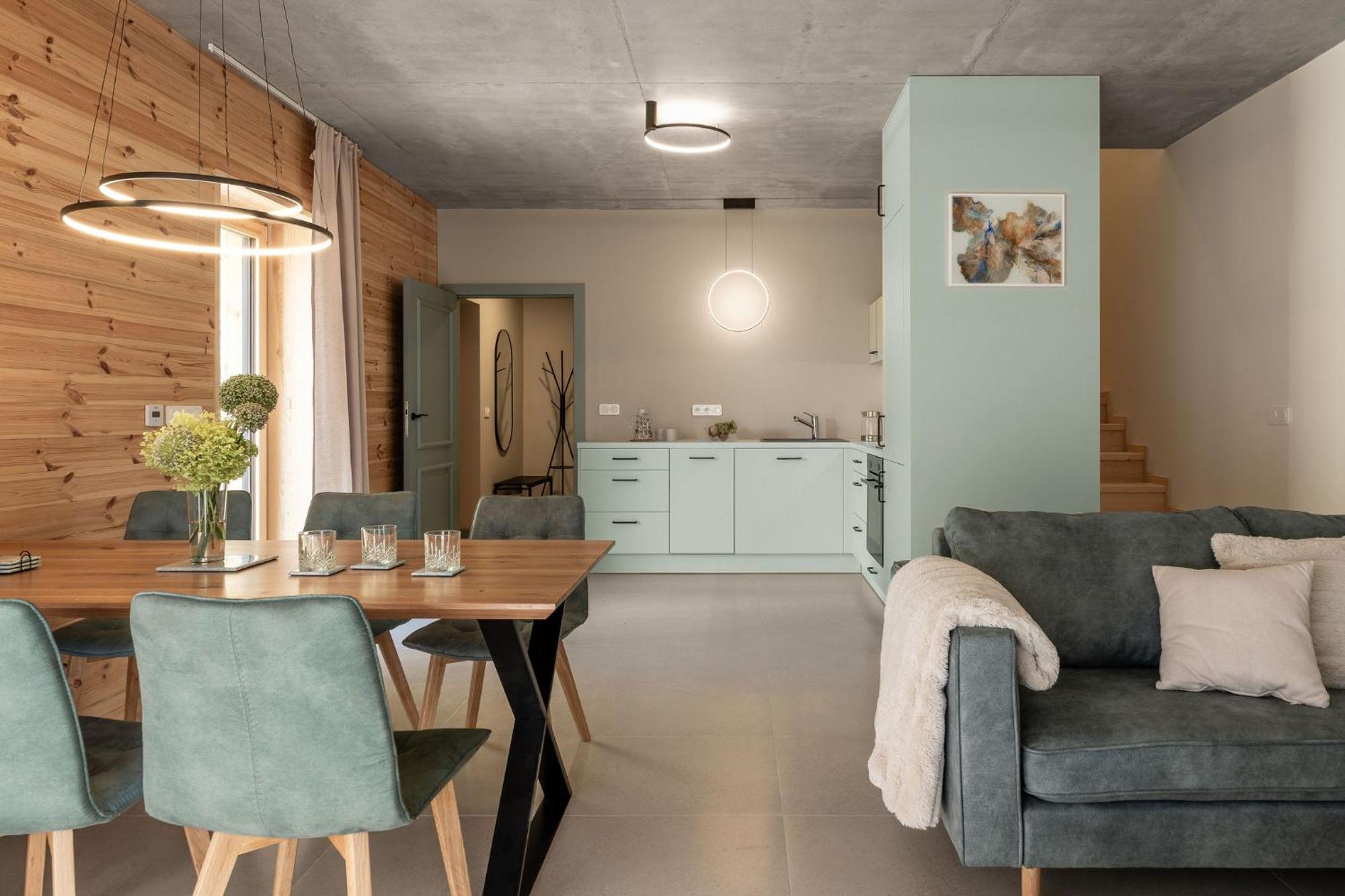 Zawidoki Villa Меджигорце Екстериор снимка